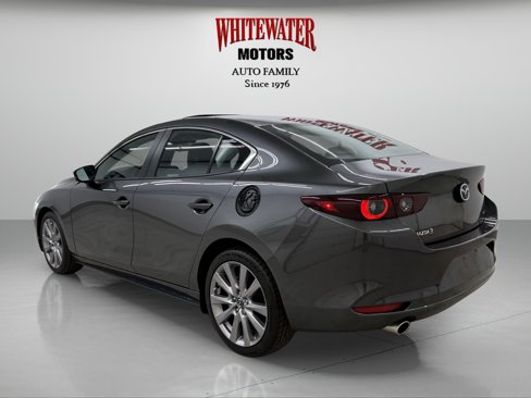 Used 2022 MAZDA MAZDA3 s image 2