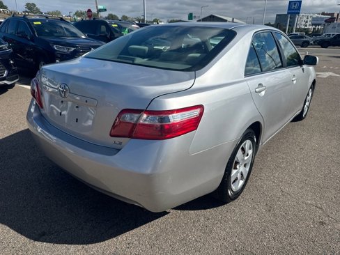 Used 2009 Toyota Camry LE image 10