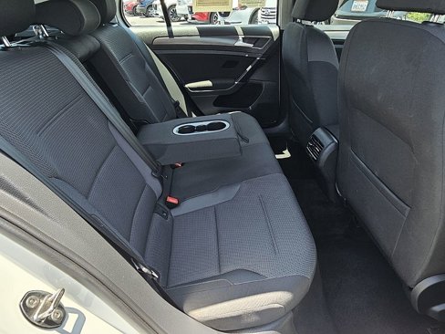 Used 2019 Volkswagen e-Golf SE w/ Driver Assistance Package image 13
