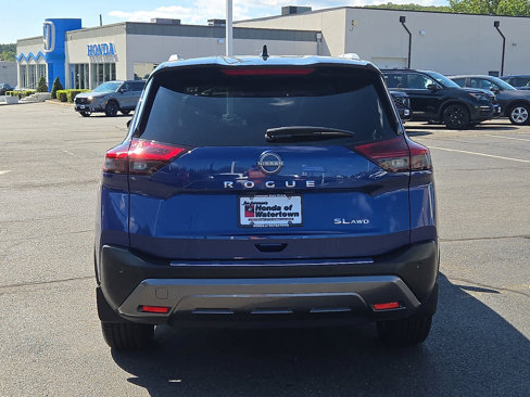 Used 2023 Nissan Rogue SL w/ SL Premium Package image 6