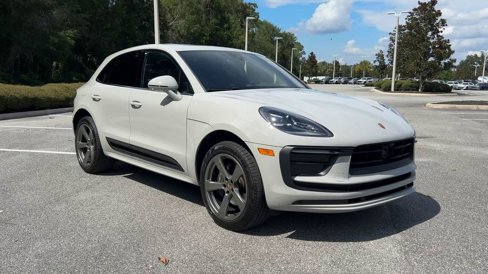 Certified 2024 Porsche Macan image 2