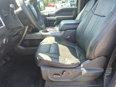Used 2016 Ford F150 XLT w/ Equipment Group 302A Luxury image 21