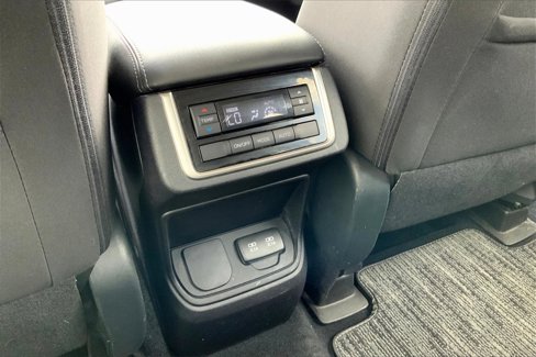 Used 2021 Subaru Ascent Premium image 10