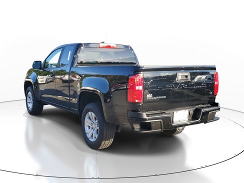 Used 2022 Chevrolet Colorado LT w/ Fleet Safety Package image 4