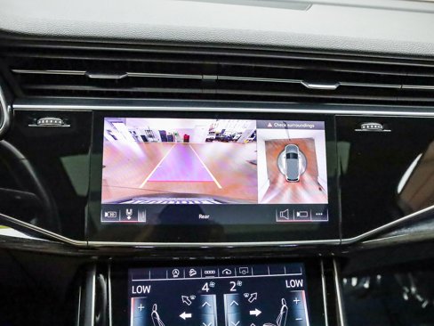 Used 2021 Audi Q7 3.0T Premium Plus w/ Executive Package image 27