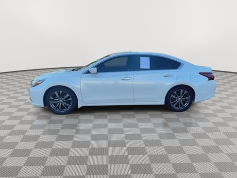 Used 2018 Nissan Altima 2.5 SR w/ SR Special Edition image 5