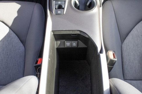 Used 2022 Toyota Camry LE image 54