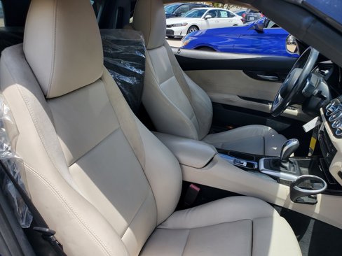Used 2009 BMW Z4 sDrive35i image 18