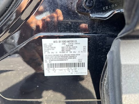 Used 2022 Ford Edge SEL image 28