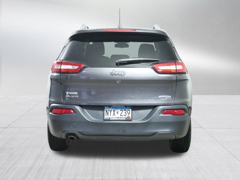Used 2016 Jeep Cherokee Latitude w/ Cold Weather Group image 6