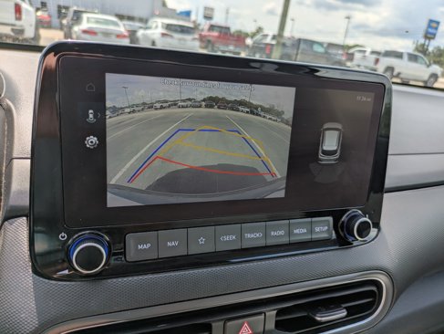 Used 2022 Hyundai Kona Limited image 22