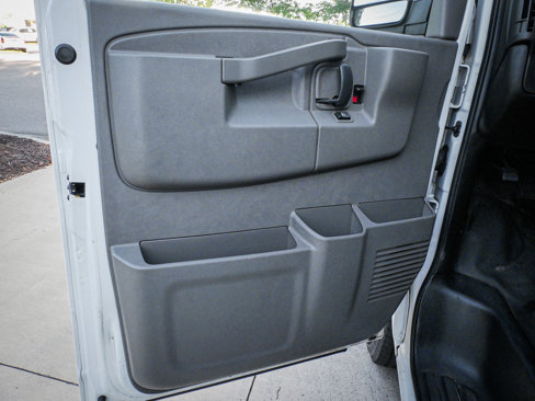 Used 2017 GMC Savana 2500 image 14