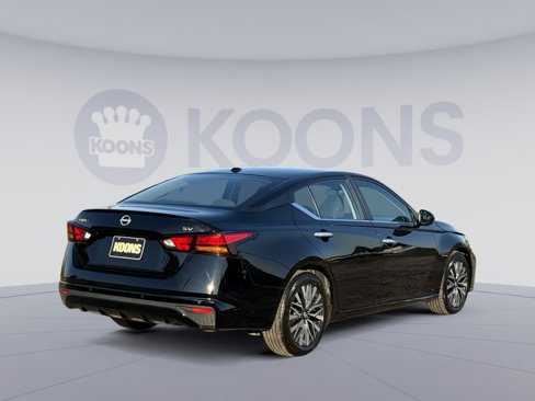 Used 2023 Nissan Altima 2.5 SV image 7