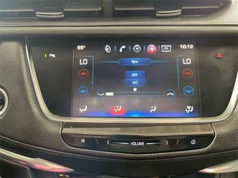 Used 2017 Cadillac XT5 Luxury w/ Driver Awareness Package image 18