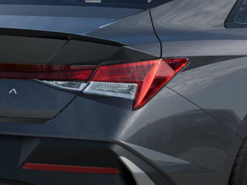 New 2025 Hyundai Elantra Sport image 22