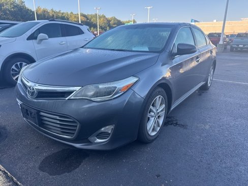 Used 2014 Toyota Avalon XLE image 3