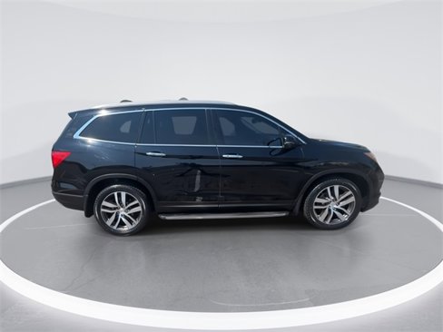 Used 2016 Honda Pilot Touring image 6