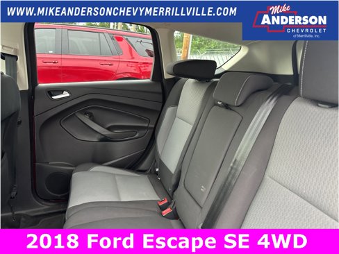 Used 2018 Ford Escape SE image 11