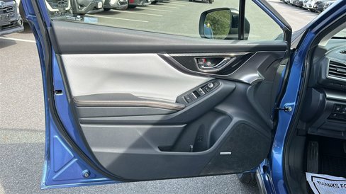 Used 2019 Subaru Crosstrek 2.0i Limited w/ Moonroof Package w/Navigation image 9