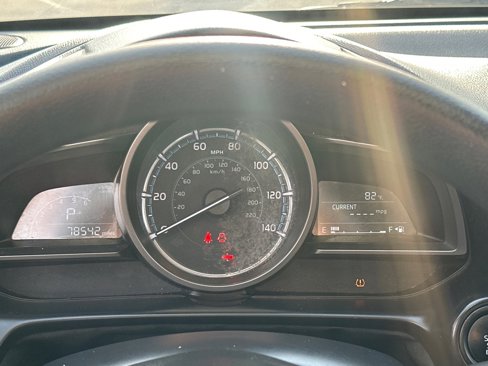Used 2019 Toyota Yaris LE image 31