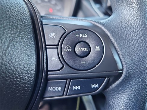 Used 2024 Toyota Corolla LE image 9
