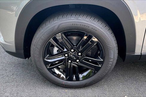 New 2025 Chevrolet Trax ACTIV w/ Driver Confidence Package image 8