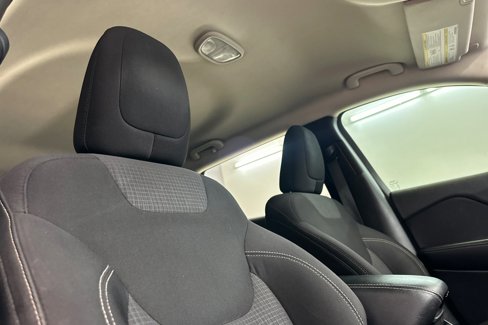 Used 2015 Jeep Cherokee Latitude image 24