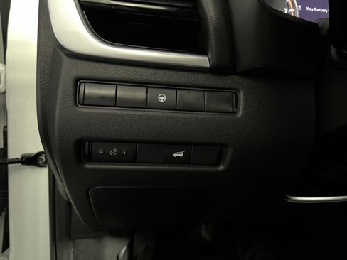 Used 2022 Nissan Rogue SL w/ SL Premium Package image 19