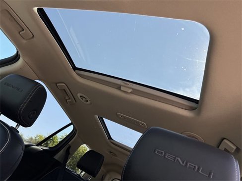 Used 2019 GMC Acadia Denali w/ Technology Package image 19