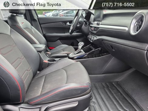 Used 2021 Kia Forte GT image 41