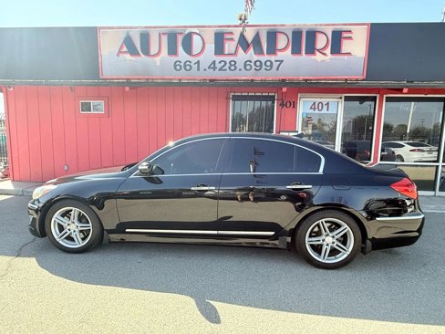 Used 2012 Hyundai Genesis 4.6 image 1
