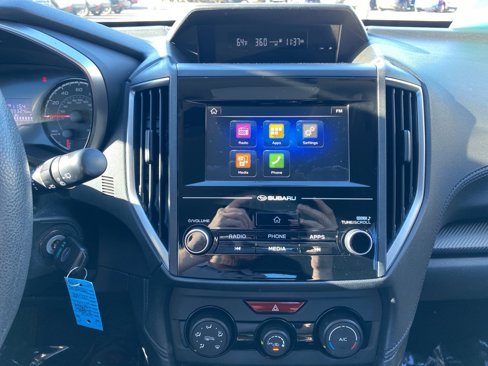 Used 2018 Subaru Impreza 2.0i Premium image 12