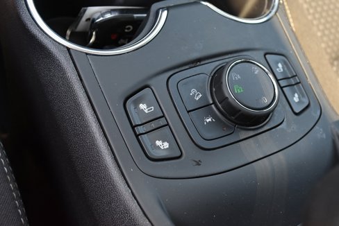 Used 2022 GMC Terrain SLE w/ Driver Convenience Package image 25