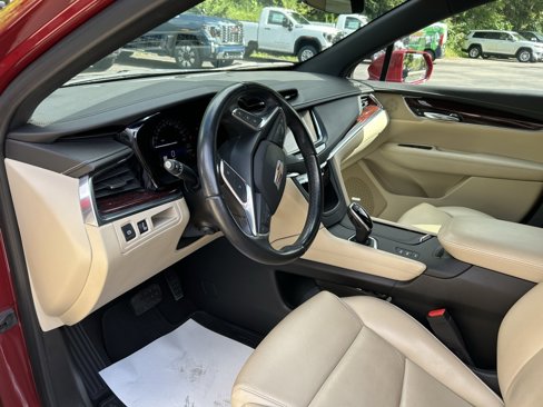 Used 2019 Cadillac XT5 Luxury image 14
