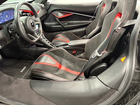 Used 2021 McLaren 720S Performance image 6