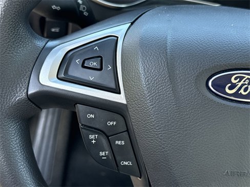 Used 2014 Ford Fusion SE image 22