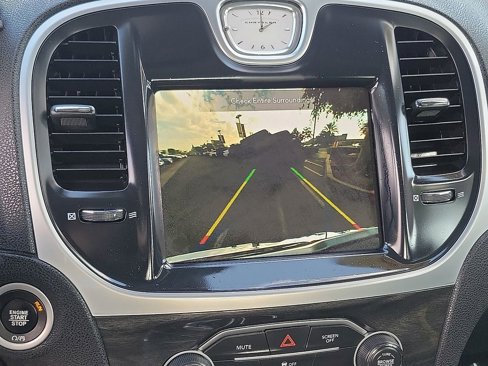 Used 2021 Chrysler 300 Touring image 10