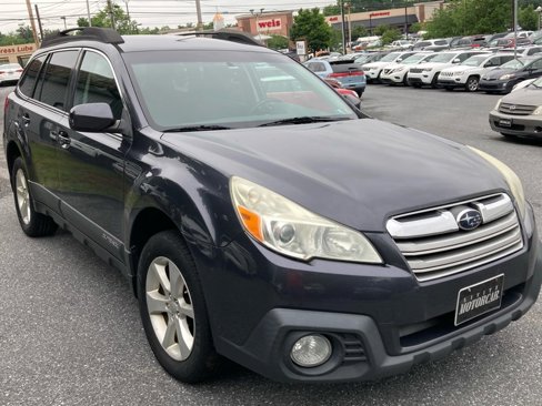 Used 2013 Subaru Outback 2.5i Premium w/ All-Weather Pkg image 3