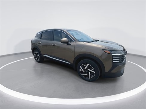 New 2025 Nissan Kicks SV image 2