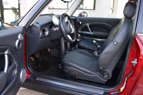Used 2006 MINI Cooper Hardtop image 14