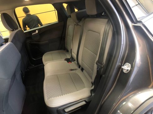 Certified 2020 Ford Escape SE image 21