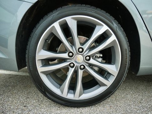 Used 2023 Chevrolet Malibu LT image 30