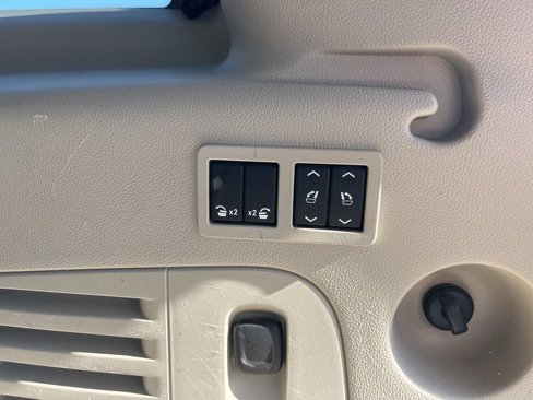 Used 2015 GMC Yukon XL Denali w/ Open Road Package image 17