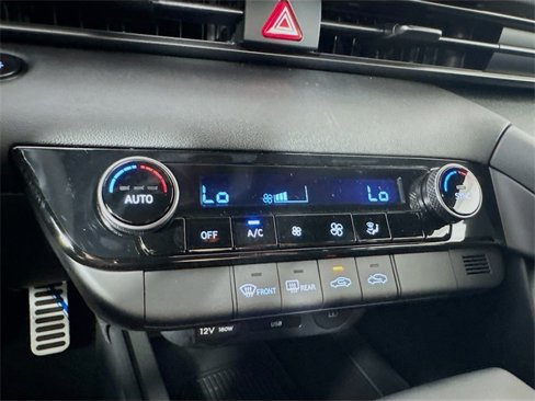 New 2025 Hyundai Elantra Sport image 9
