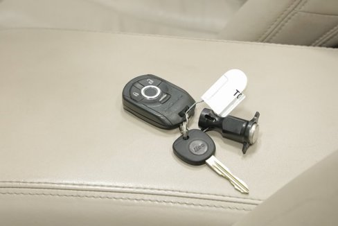 Used 2004 Cadillac XLR image 29