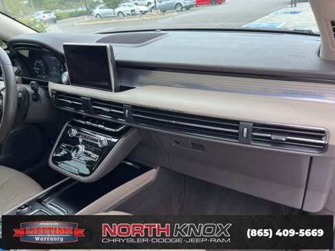 Used 2021 Lincoln Corsair FWD w/ Premium Package image 31