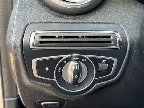 Certified 2019 Mercedes-Benz C 300 4MATIC Sedan image 23