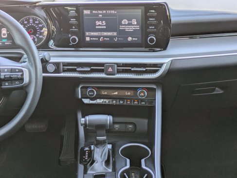 Used 2021 Kia K5 LXS image 16