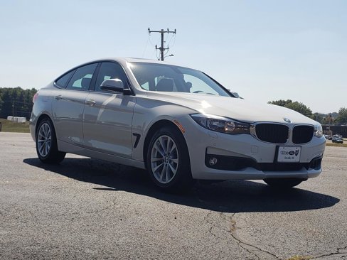 Used 2015 BMW 328i Gran Turismo xDrive image 10