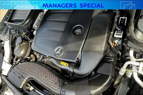Used 2021 Mercedes-Benz GLC 300 image 32